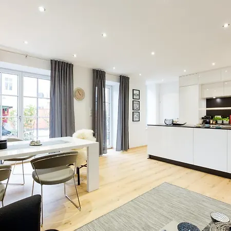 Mozart's Garden Villa